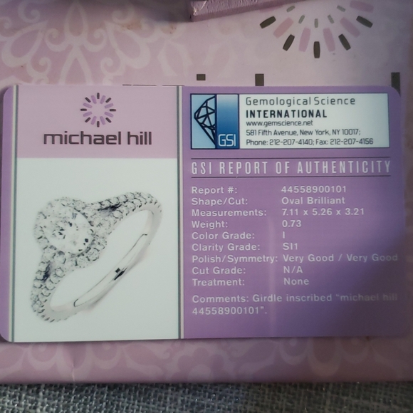 Michael Hill engagement ring - Picture 2 of 6